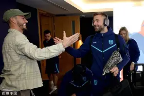 华体会官网 -国际比赛日体能课后；广厦男篮队长鼓劲备战法国杯；管理层满意；医务组通报恢复(中国男篮赛后发布会)